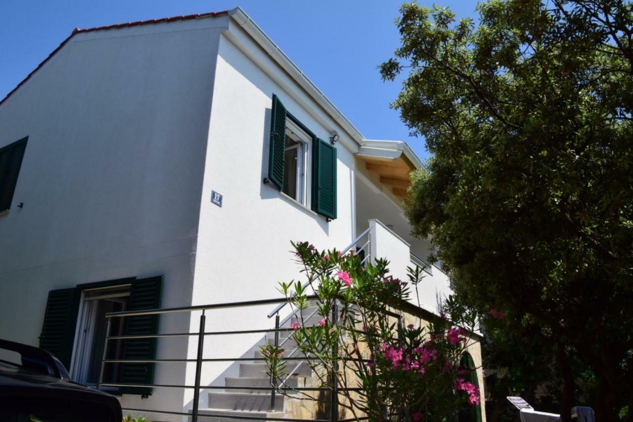 Horizonte Apartman Mandre Exterior photo